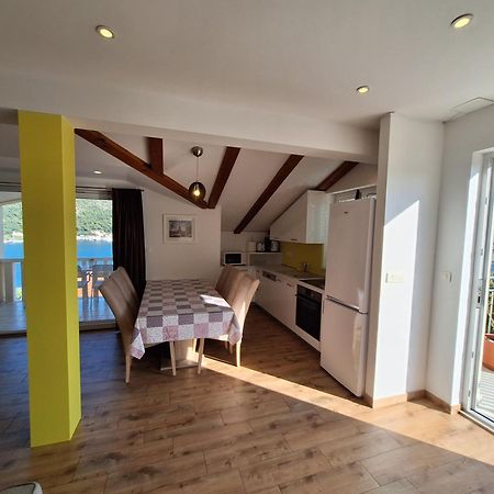Apartments Sisevic - Comfort Apartments With Balconies And Sea View 슬라노 외부 사진